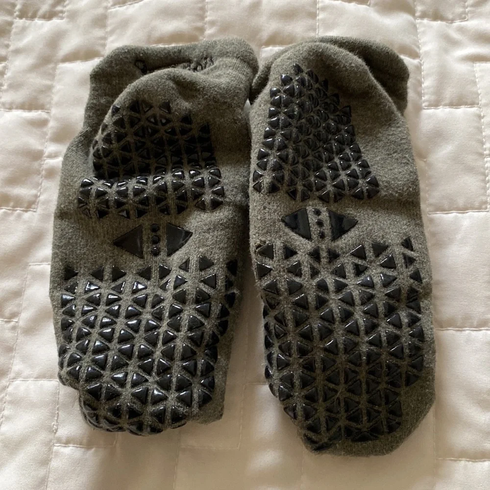 Sticky socks